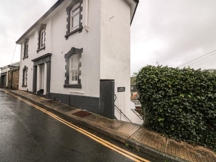 Lower Court House, Salcombe