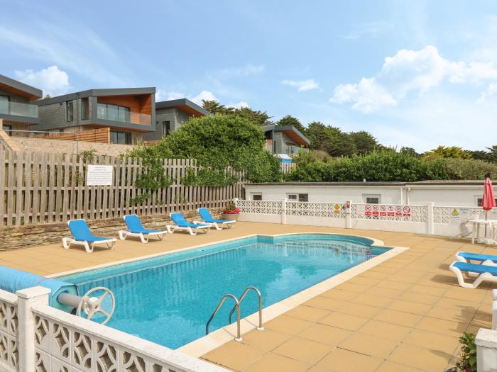 2 Europa Court, Mawgan Porth