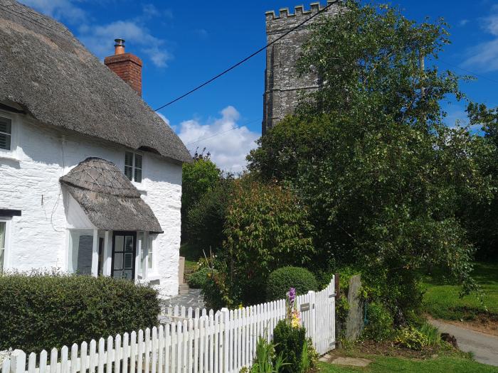 Furneaux Hatch, Churchstow