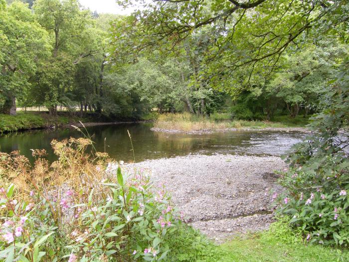 Glan Y Ddol, Trefriw