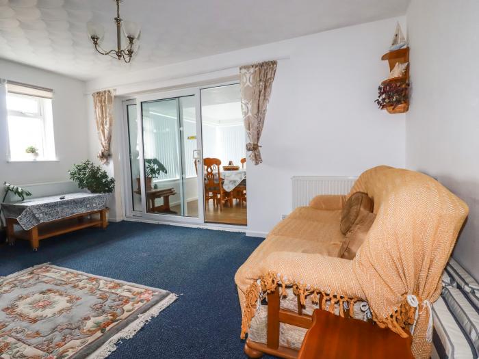 3 Summer Lane Park, Pelynt, Cornwall, Near Dartmoor National Park, Off-road parking, Three bedrooms.