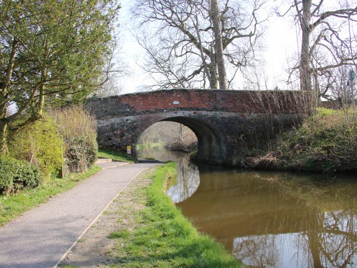 Belmont Bridge, Henlle