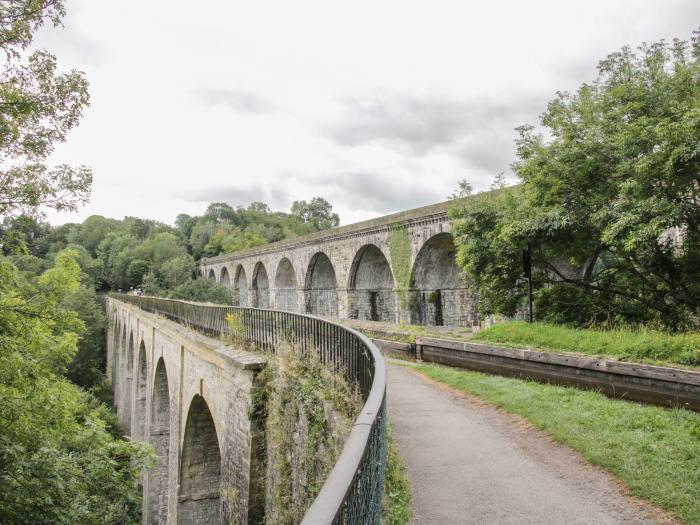 Belmont Bridge, Henlle