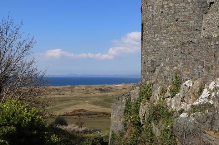 Min Y Coed, Harlech