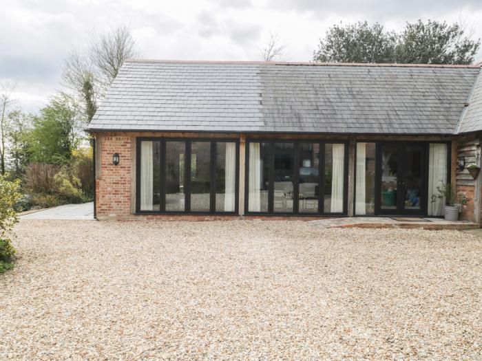 The Courtyard - Hilltop Barn, Wareham