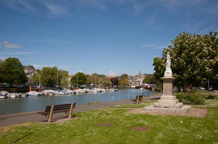 Victoria Lodge, Kingsbridge