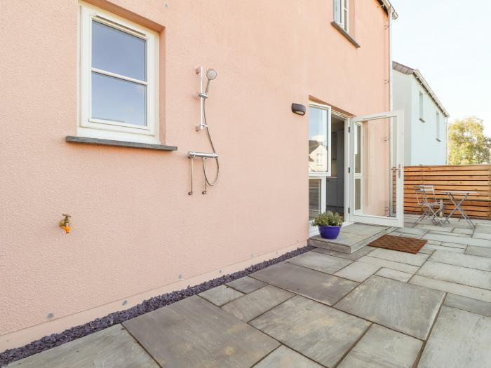 4 Llan yr Eglwys, Newport, Pembrokeshire