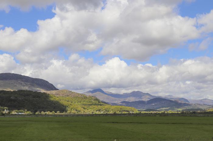 Bryn Tudur, Porthmadog