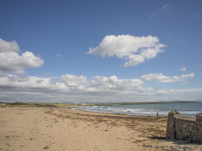 Twyni Bach, Rhosneigr