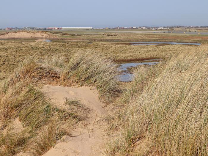 Twyni Canol, Rhosneigr