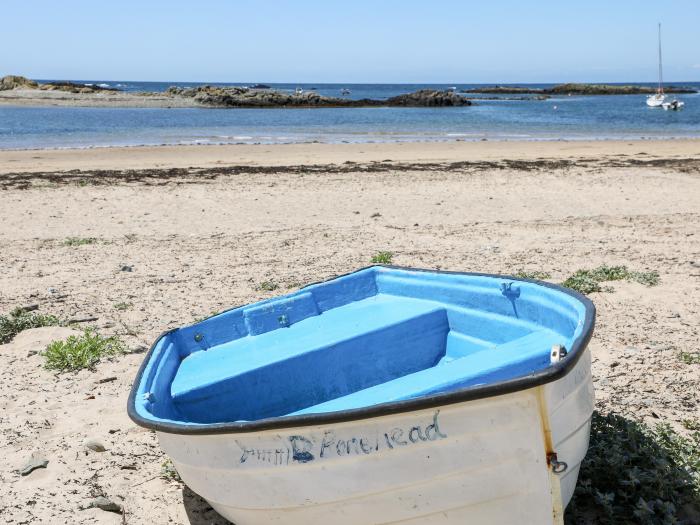 Sandy Toes, Rhosneigr