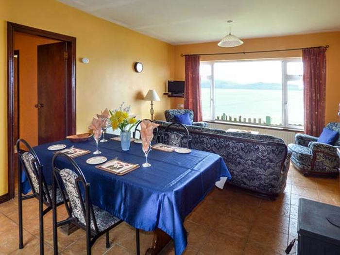 Rossbeigh Beach Cottage No 4, Glenbeigh, County Kerry