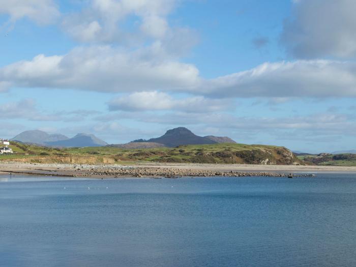 Ty Copr Perlog, Criccieth