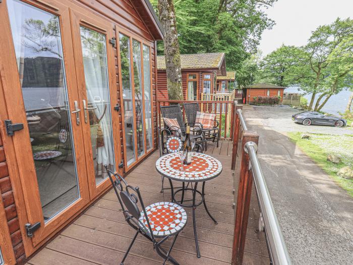 Shoreside Lodge, Bowness-On-Windermere