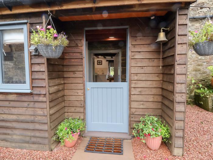 The Brewhouse, Minton, near Church Stretton, Shropshire. In an AONB. Countryside view. Electric fire