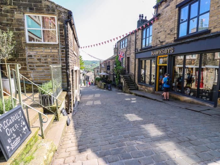 6 Green Street, Haworth