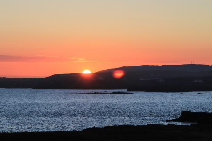 Avilion, Trearddur Bay