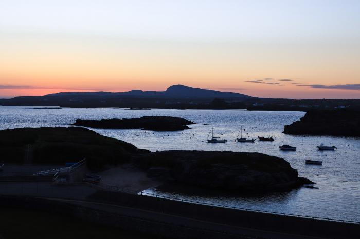 Avilion, Trearddur Bay