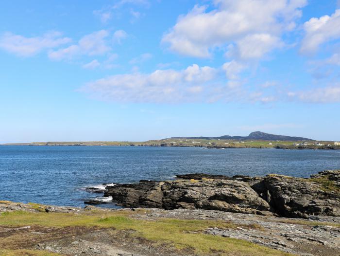 Avilion, Trearddur Bay