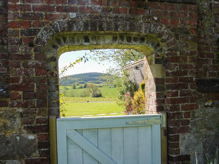 The Stables, Dorrington