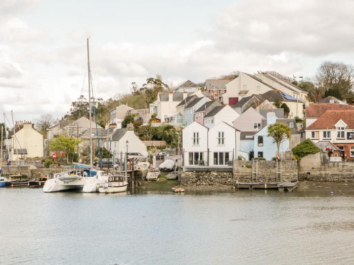 2 Beach Cottage, Hooe