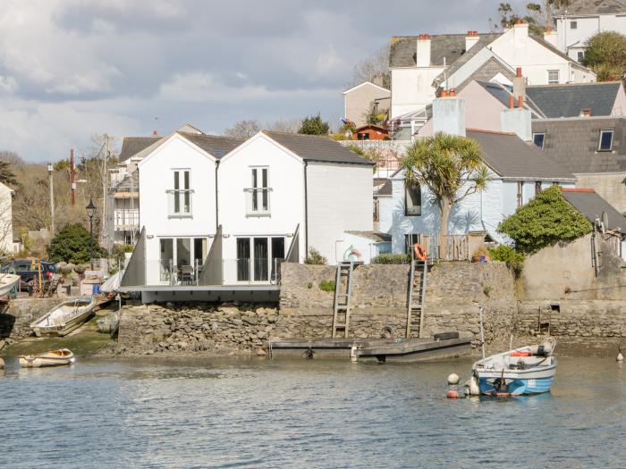 2 Beach Cottage, Hooe