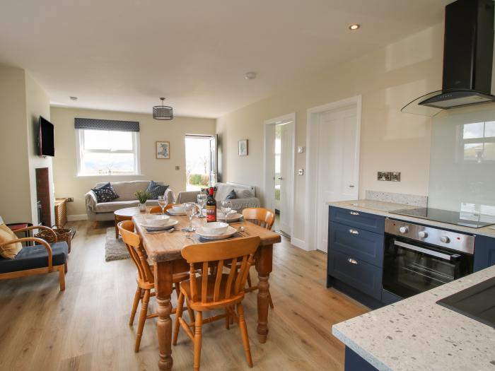 Bethania, Llanrhaeadr-Ym-Mochnant, Powys, countryside and mountain views, woodburning stove, stylish