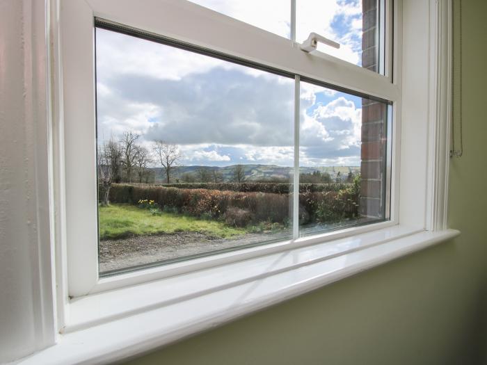 Bethania, Llanrhaeadr-Ym-Mochnant, Powys, countryside and mountain views, woodburning stove, stylish