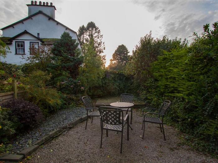 Rustic Cottage, Bowness-On-Windermere