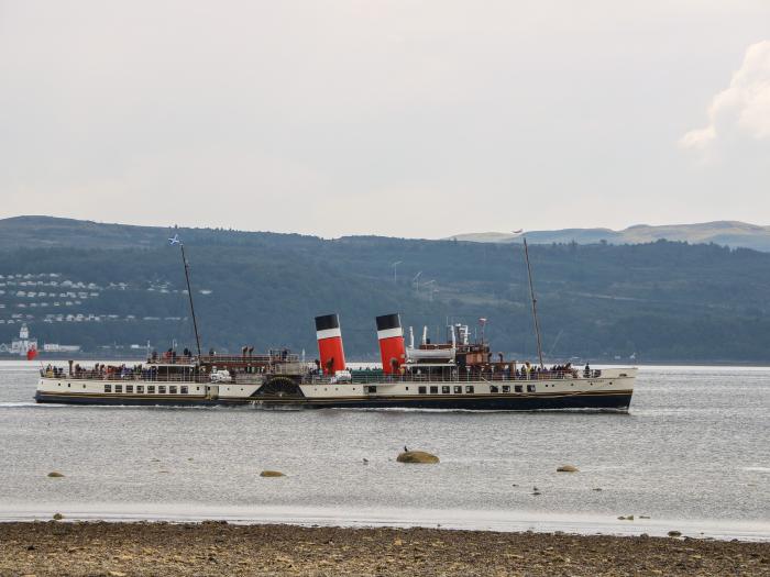 Mars Hill Lower in Dunoon, Argyll and Bute, garden, two bedrooms, set over the ground-floor, parking