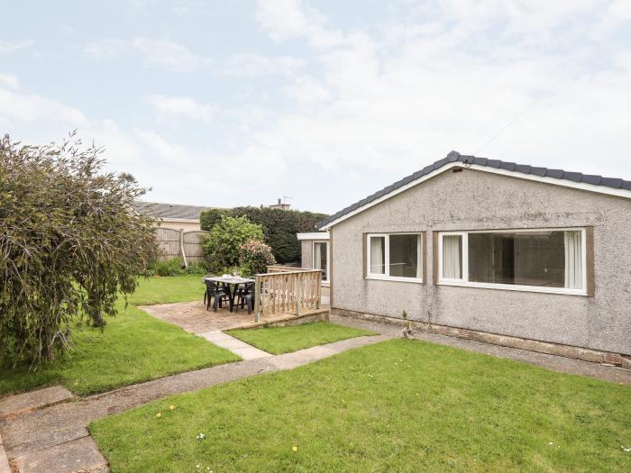 107 Lon Penmon, Benllech