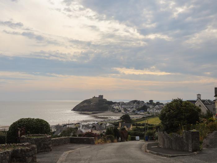 Dubrovik, Criccieth