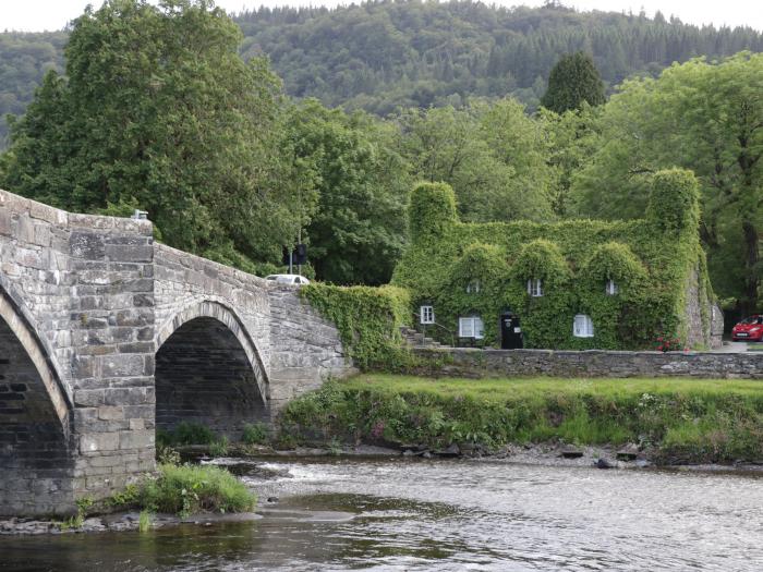 Tyn Y Berllan, Llanfair Talhaiarn