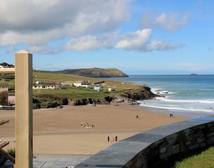 White House  The, Polzeath