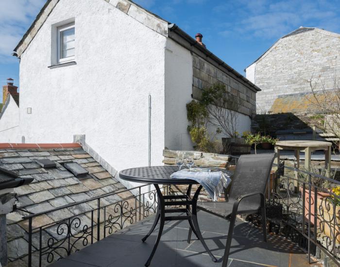 Bre Cottage, Port Isaac, Cornwall, two bedrooms, woodburning stove, dog-friendly, allocated parking.