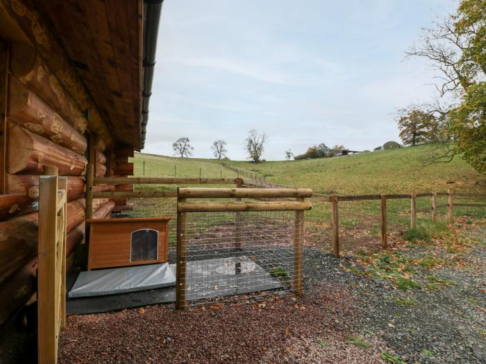 Douglas Cabin, Clifton Upon Teme