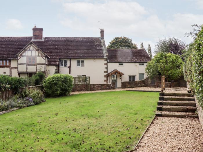 1 White House Cottages near Lea, Herefordshire. Character cottage with 4 bedrooms. Country location.