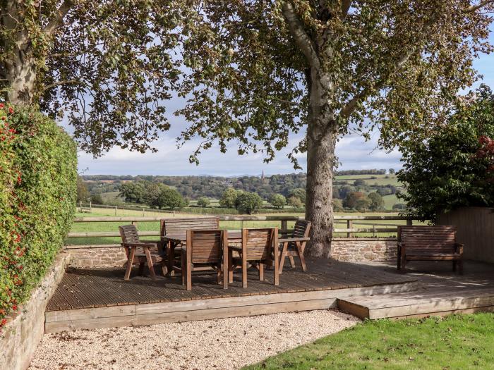 1 White House Cottages near Lea, Herefordshire. Character cottage with 4 bedrooms. Country location.