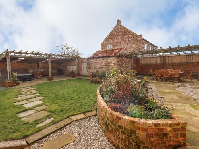 The Hay Barn, Thorne