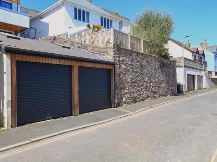 Cobalt Cottage, Dartmouth