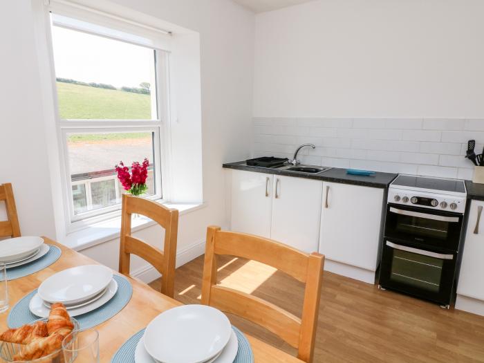 Thornlea View, Hope Cove, Devon. Close to shop, pub and a beach. Communal laundry and gardens. WiFi.