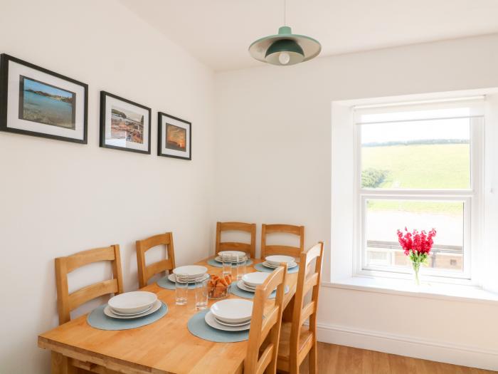 Thornlea View, Hope Cove, Devon. Close to shop, pub and a beach. Communal laundry and gardens. WiFi.