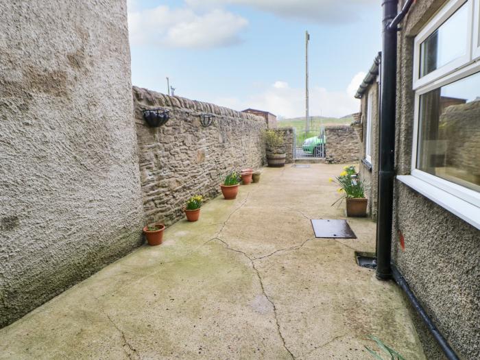 Fellend House, Cockfield, Durham, close to amenities, family and pet-friendly, near AONB, gardens