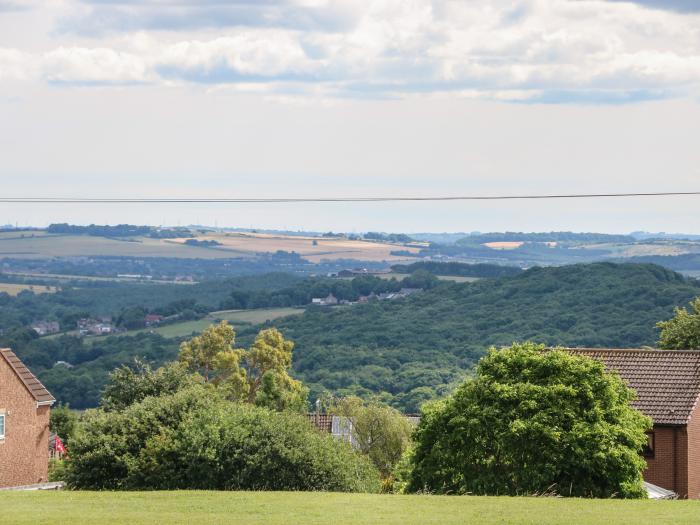 Fellend House, Cockfield, Durham, close to amenities, family and pet-friendly, near AONB, gardens