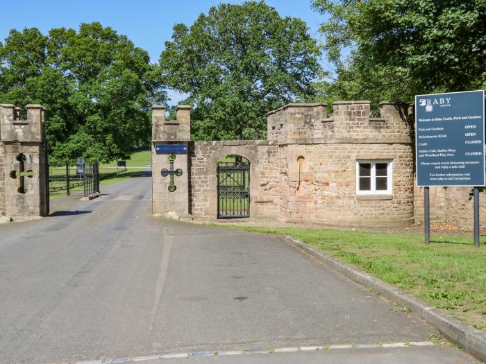 Fellend House, Cockfield, Durham, close to amenities, family and pet-friendly, near AONB, gardens