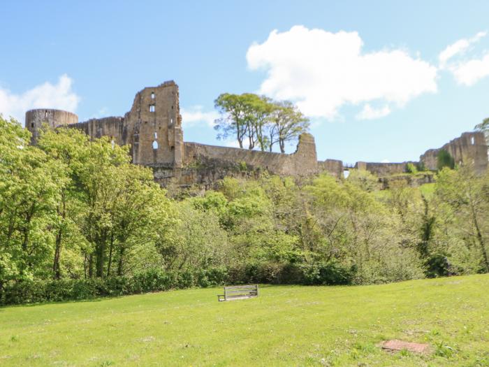 Fellend House, Cockfield, Durham, close to amenities, family and pet-friendly, near AONB, gardens