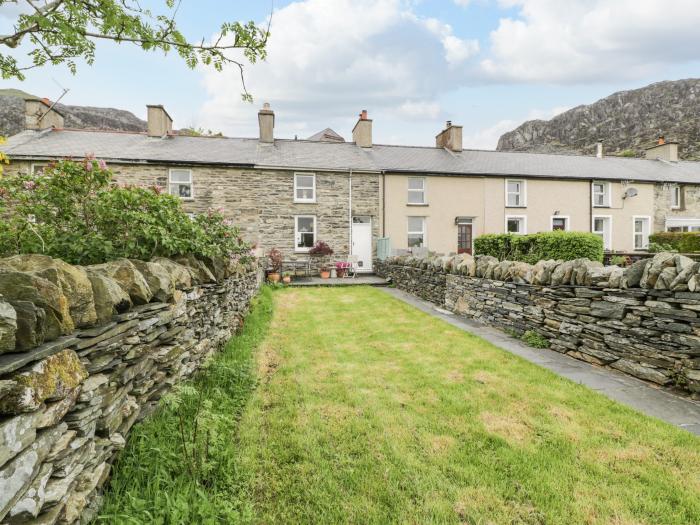 9 West End, Blaenau Ffestiniog