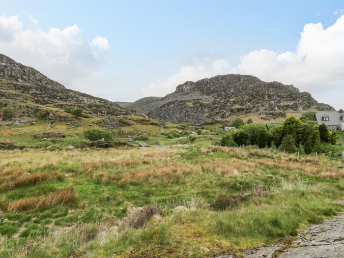 9 West End, Blaenau Ffestiniog