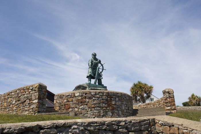 Coastal Cafe Apartment, Moelfre