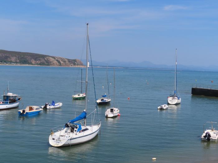 6 Boat Yard, Abersoch